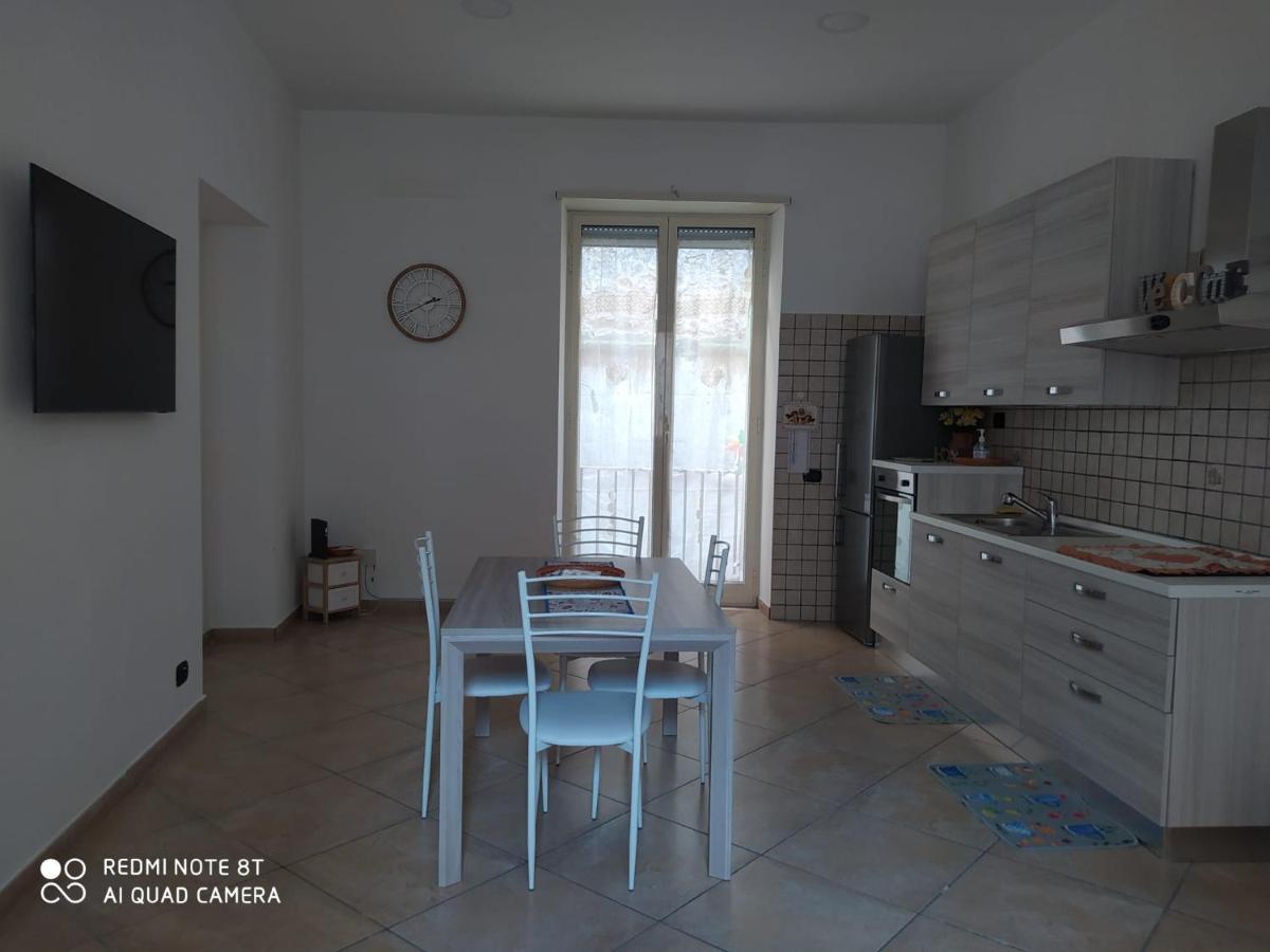 Napoli&Love Apartment Bovio Centro Storico Екстериор снимка