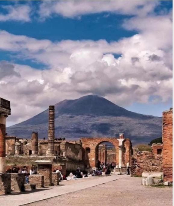 Napoli&Love Apartment Bovio Centro Storico Екстериор снимка