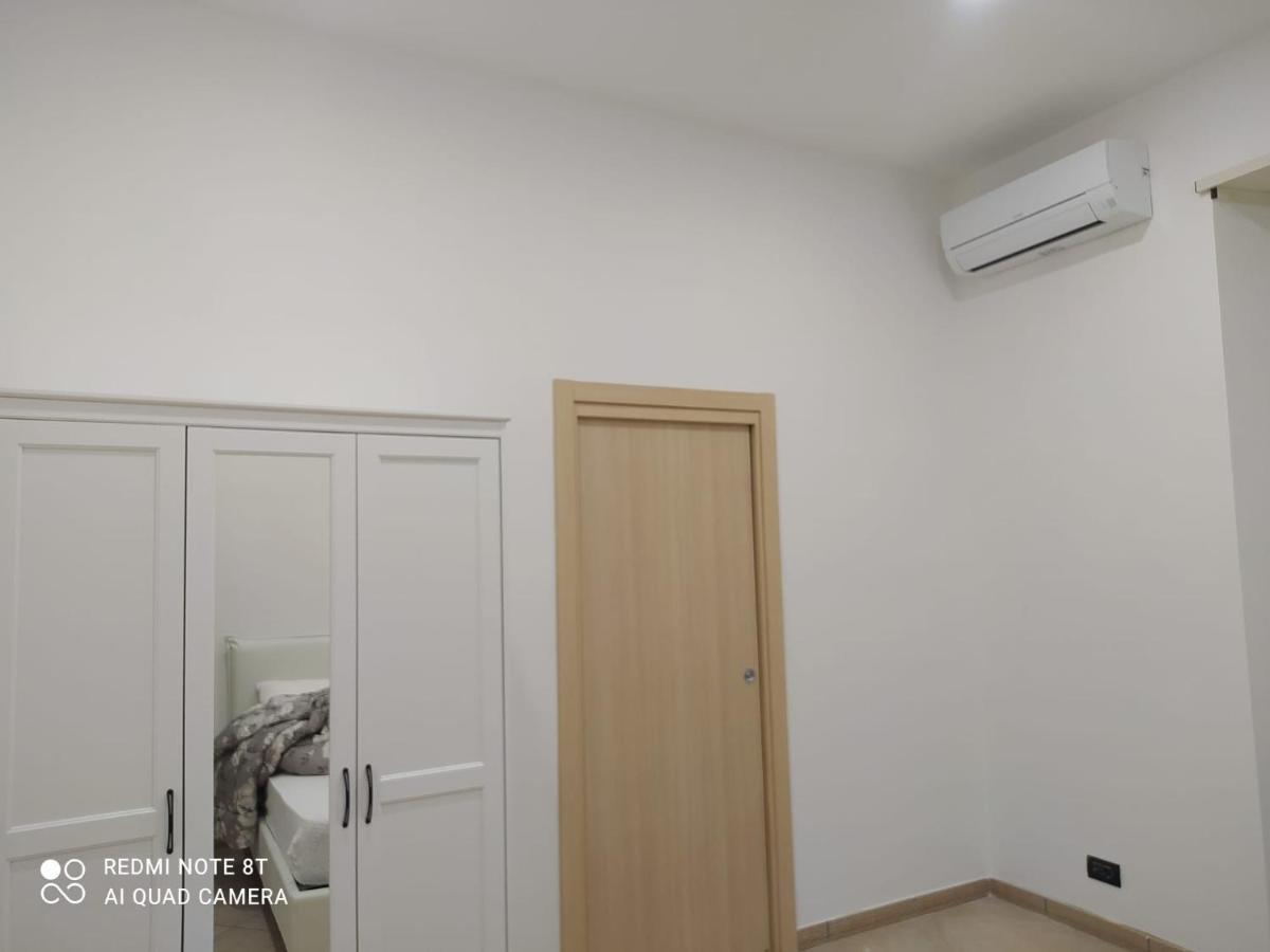 Napoli&Love Apartment Bovio Centro Storico Екстериор снимка